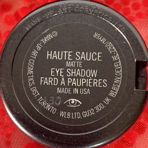 MAC eye shadow bundle - Picture 7 of 8